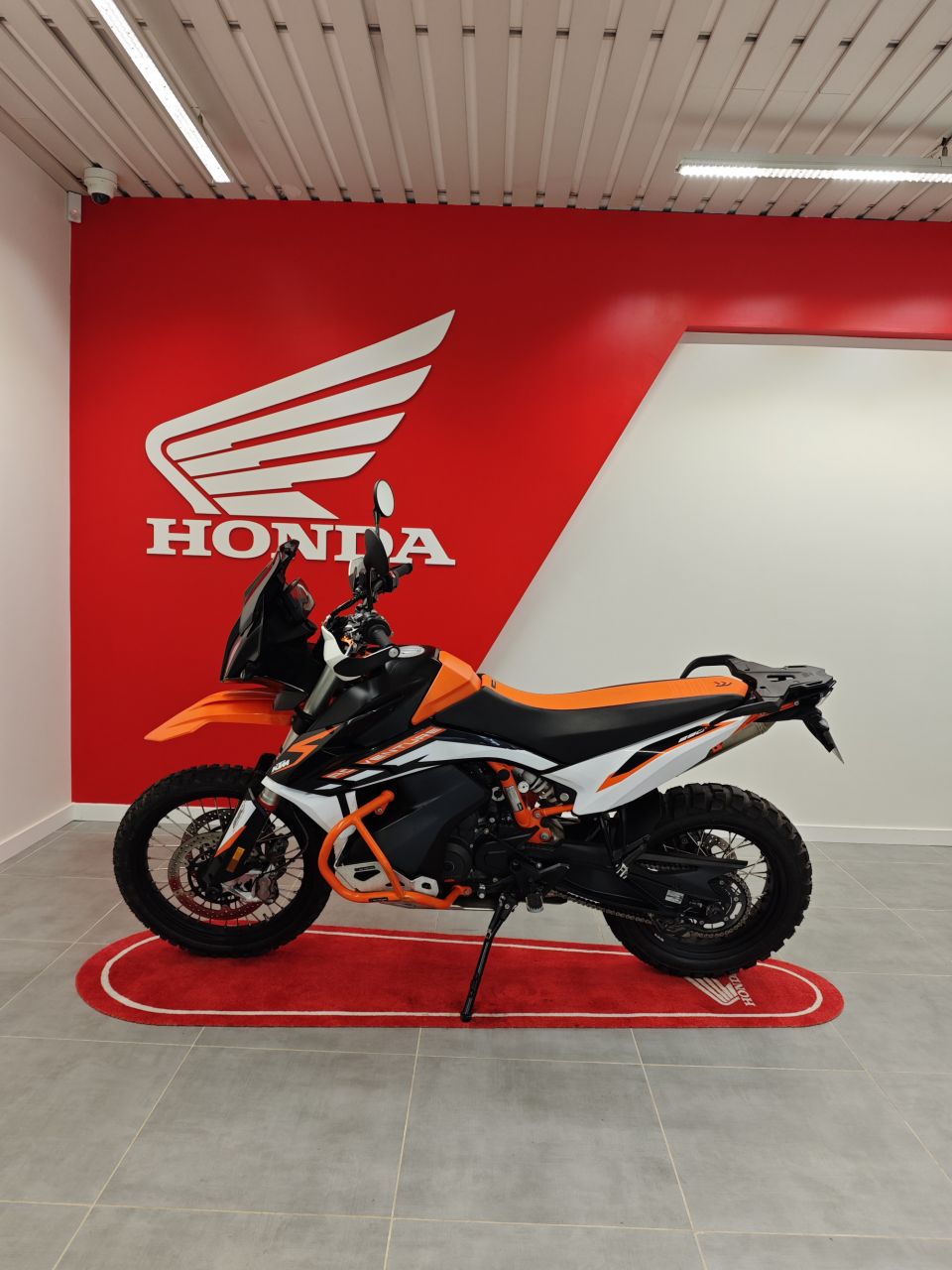 KTM 890 ADVENTURE R 4