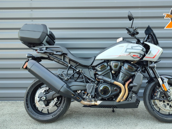 HARLEY-DAVIDSON ADVENTURE PAN AMERICA 1250 ST 4