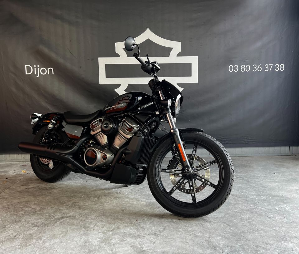 HARLEY-DAVIDSON SPORTSTER NIGHTSTER 975 4