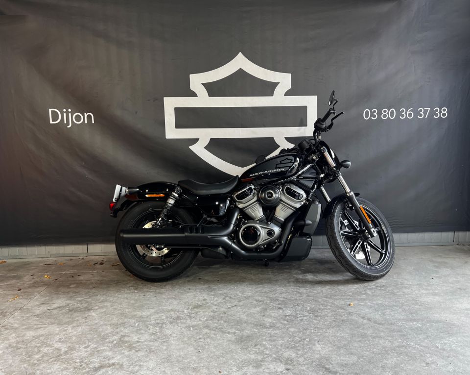 HARLEY-DAVIDSON SPORTSTER NIGHTSTER 975 4