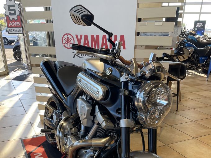 YAMAHA MT-01 4