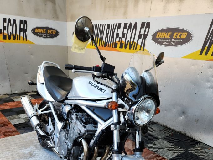 SUZUKI GSF 600 BANDIT 4