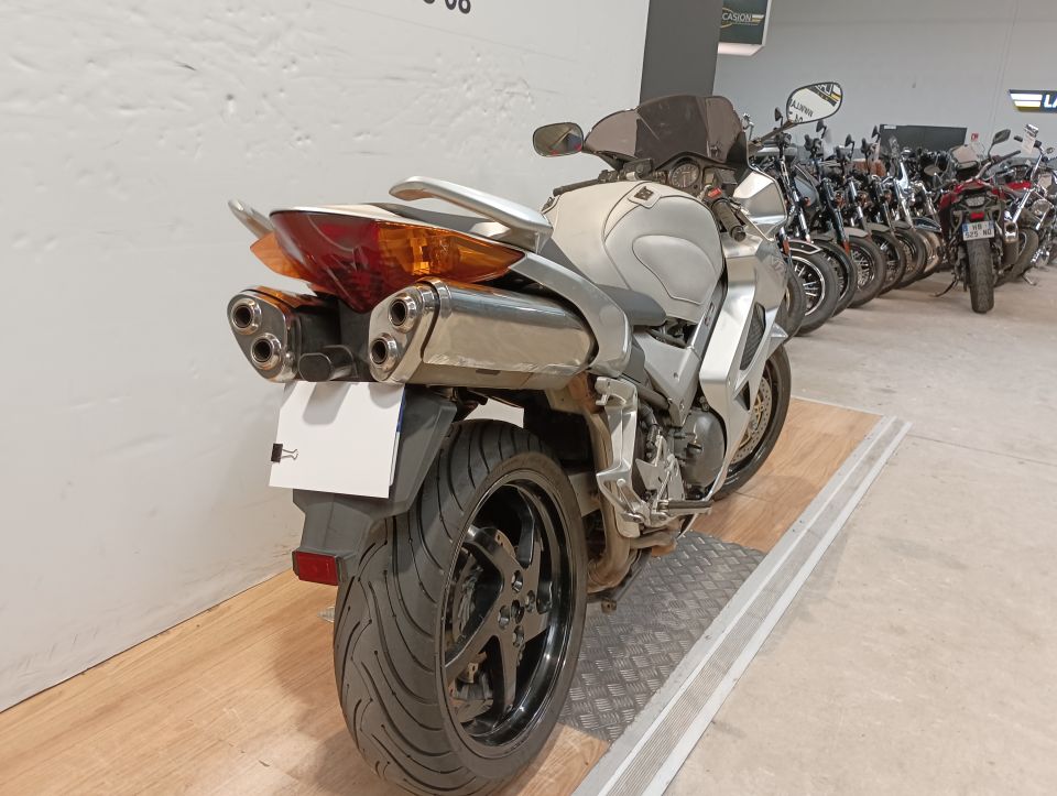 HONDA VFR 800 V-TEC 4