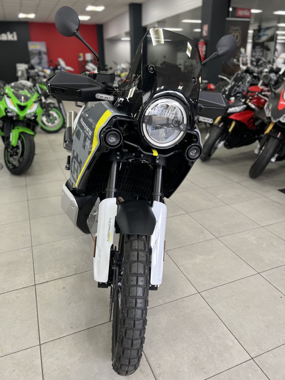 HUSQVARNA NORDEN 901 4