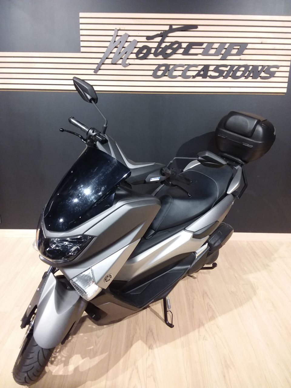 YAMAHA NMAX 125 4