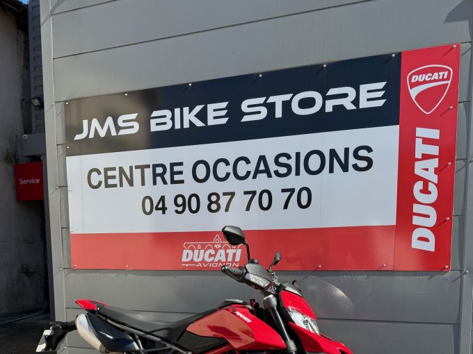 DUCATI HYPERMOTARD 4
