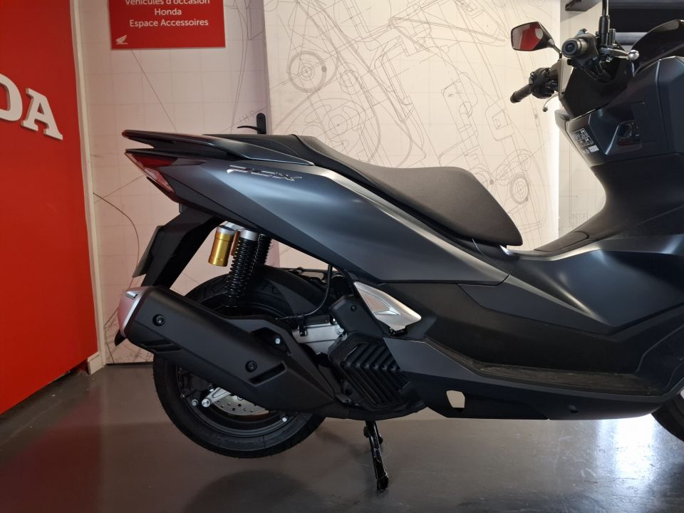 HONDA PCX 125 4