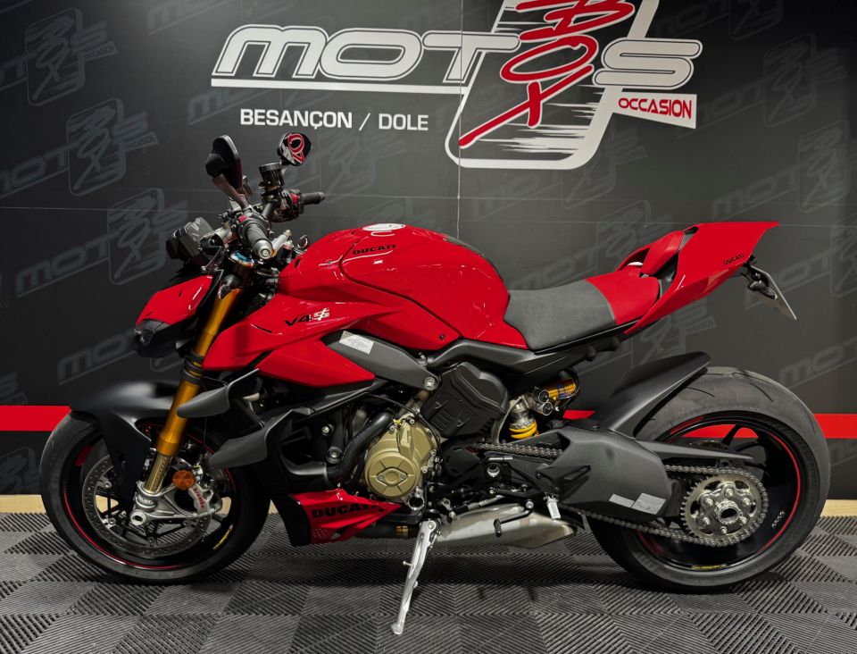 DUCATI STREETFIGHTER V4S 4