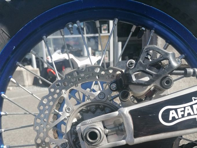 YAMAHA YZ250F 4