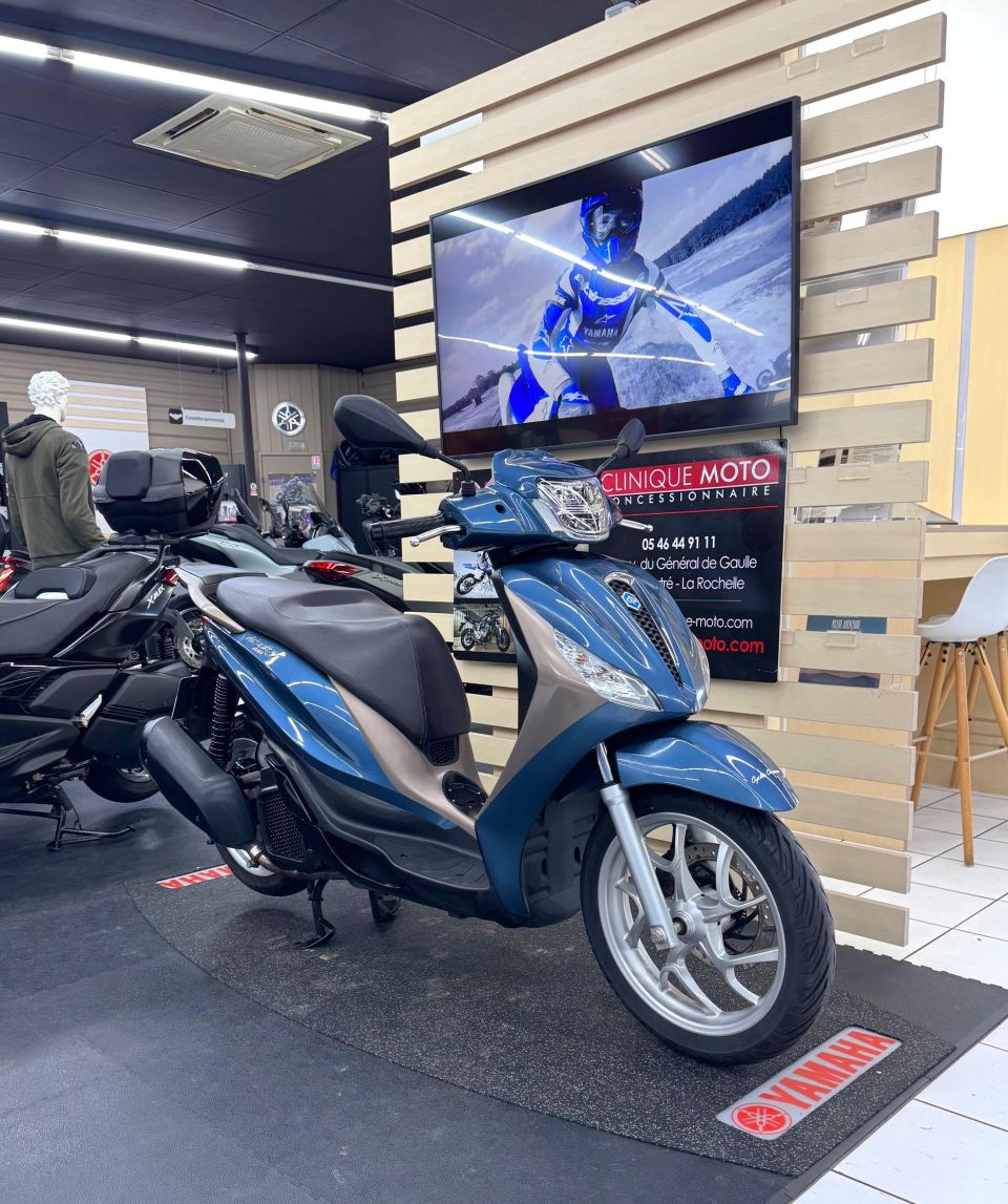 PIAGGIO MEDLEY 125 4