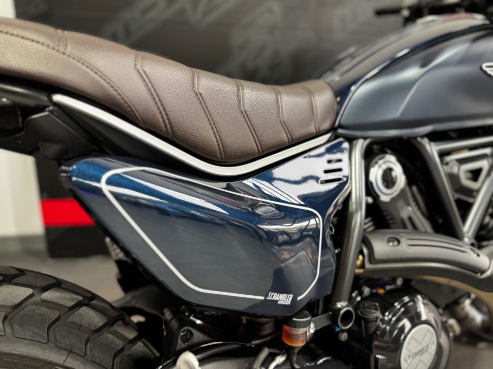 DUCATI SCRAMBLER 800 NIGHTSHIFT 4