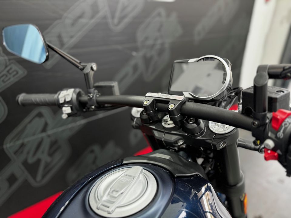 DUCATI SCRAMBLER 800 NIGHTSHIFT 4