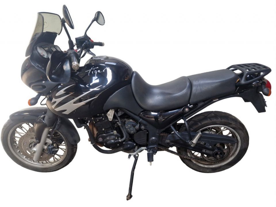TRIUMPH TIGER 900 4
