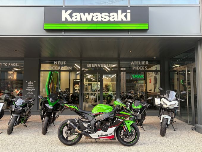 KAWASAKI ZX-10R 4