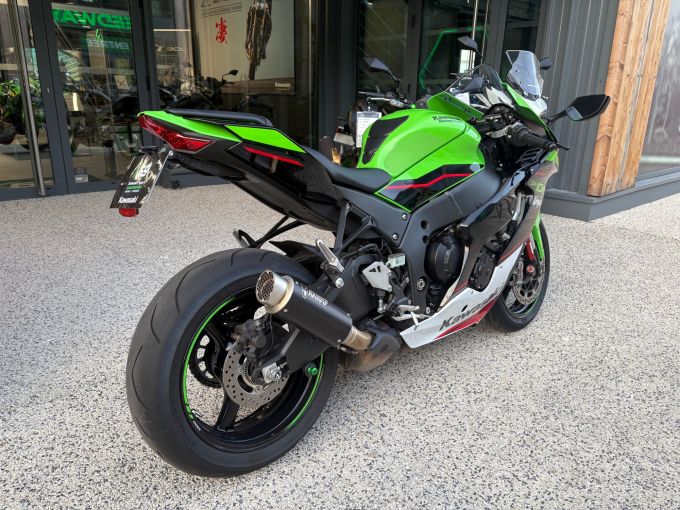 KAWASAKI ZX-10R 4