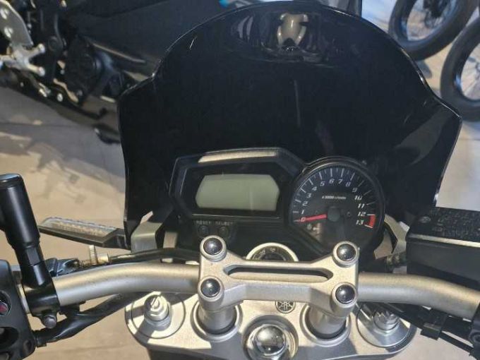 YAMAHA FZ1 4