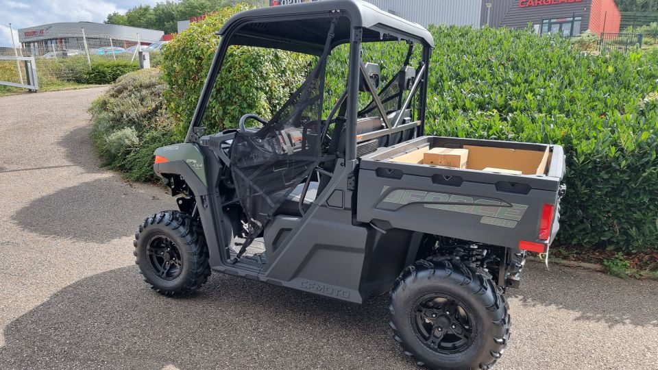 CF MOTO UFORCE 600 4