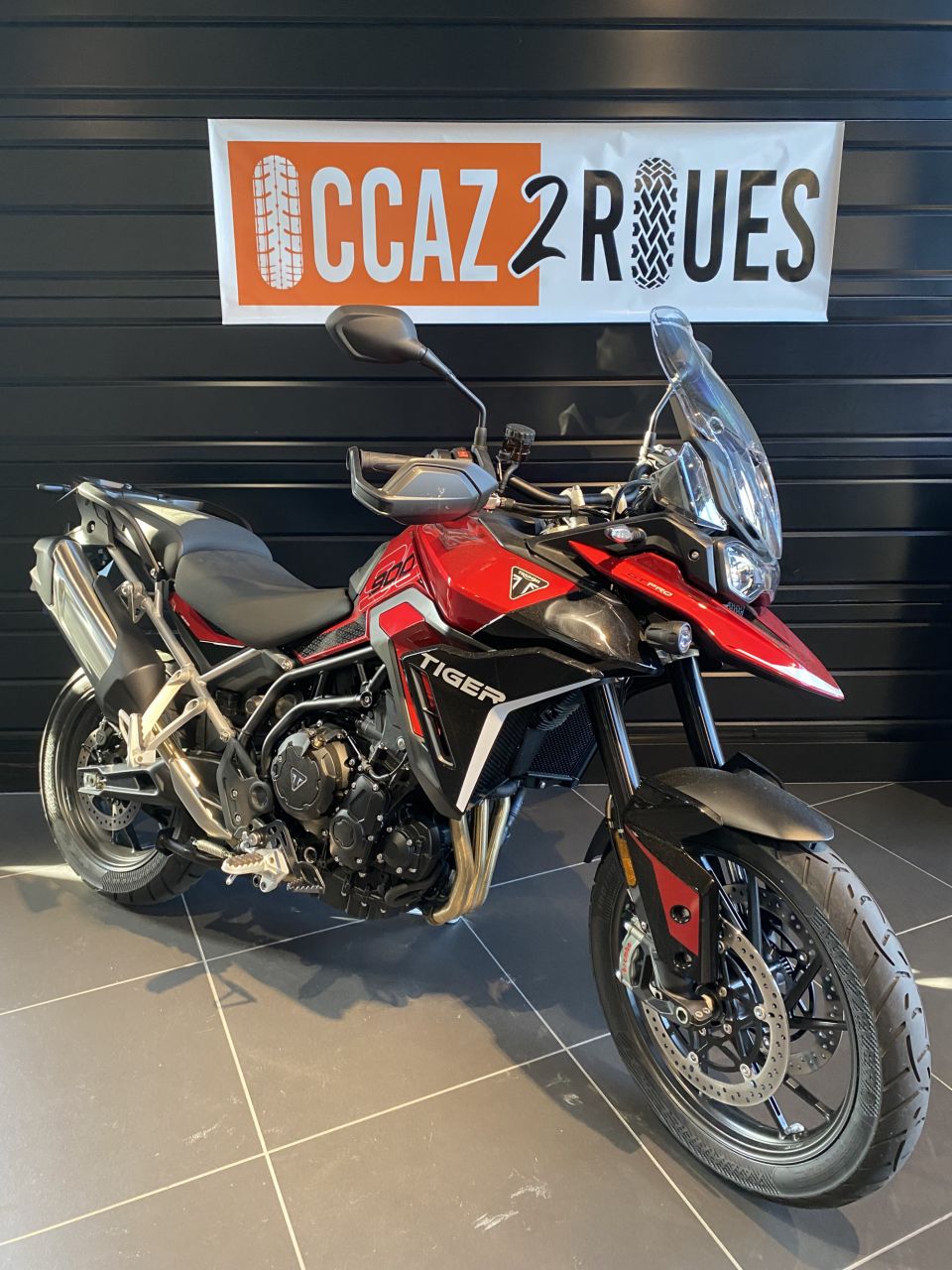 TRIUMPH Tiger 900 GT PRO 4