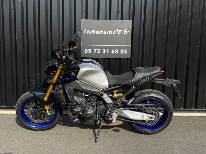 YAMAHA MT-09 SP 4