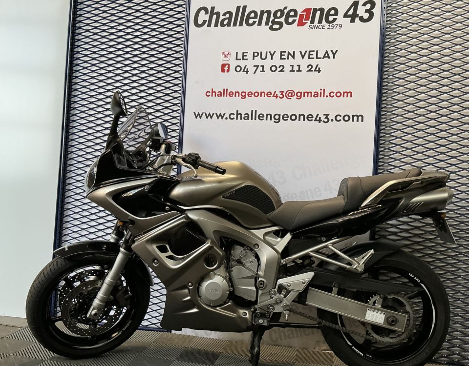 YAMAHA FZ6 600 FAZER GT 4