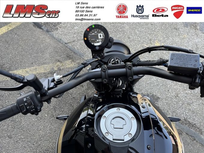 YAMAHA XSR 700 4