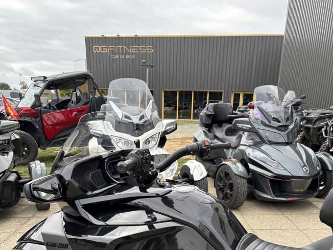 CAN-AM SPYDER F3-T LIM 4