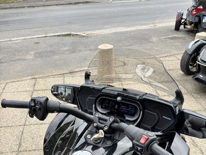 CAN-AM SPYDER F3-T LIM 4