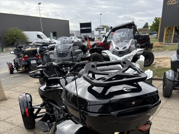CAN-AM SPYDER F3-T LIM 4