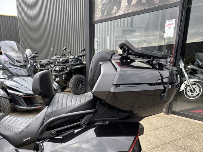CAN-AM SPYDER F3-T LIM 4