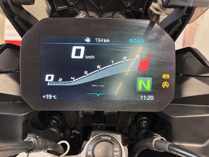 BMW F 900 XR 4