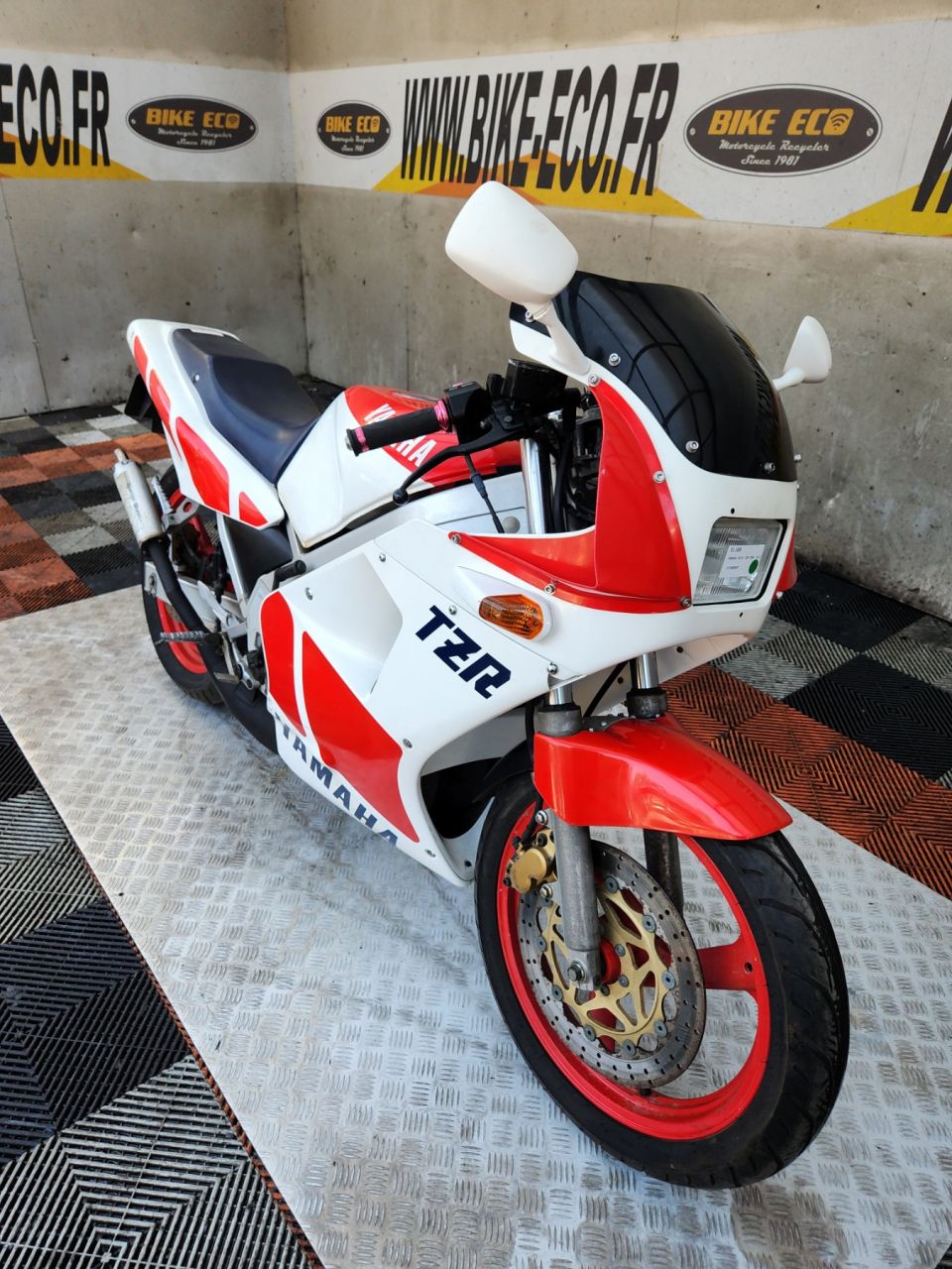 YAMAHA TZR 250 4