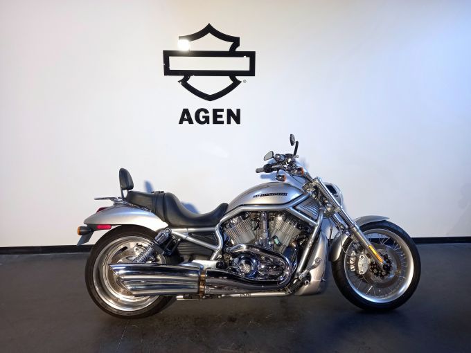 HARLEY-DAVIDSON V-ROD 1250 4