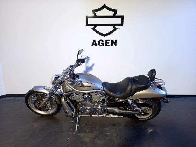 HARLEY-DAVIDSON V-ROD 1250 4