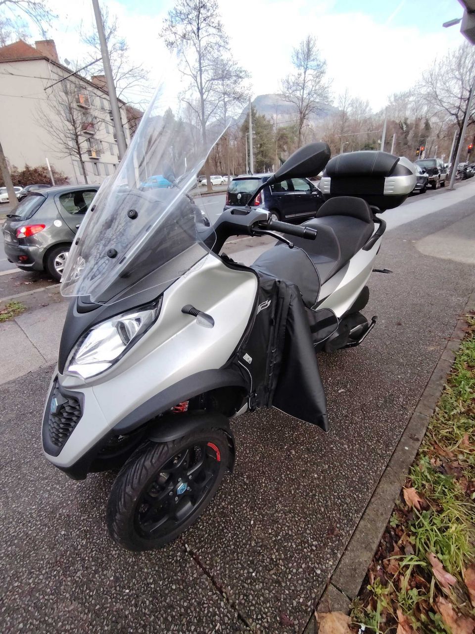 PIAGGIO MP3 500 HPE SPORT ADVANCED ABS ASR 4