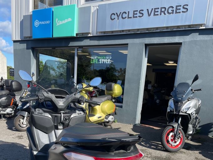 PIAGGIO MP3 400 HPE MY22 4
