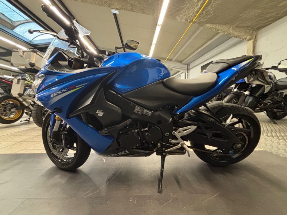 SUZUKI GSX-S 1000 F ABS 4