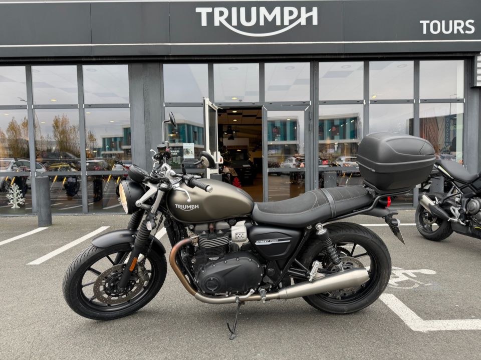 TRIUMPH STREET TWIN  900 4