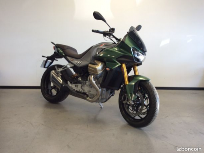 MOTO GUZZI V100  MANDELLO 4
