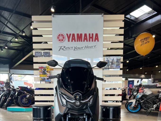 YAMAHA NMAX 125 4