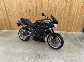 TRIUMPH STREET TRIPLE 675 R - 2012