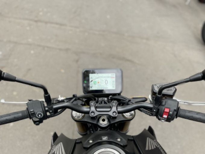 HONDA CB1000 Hornet SP 4