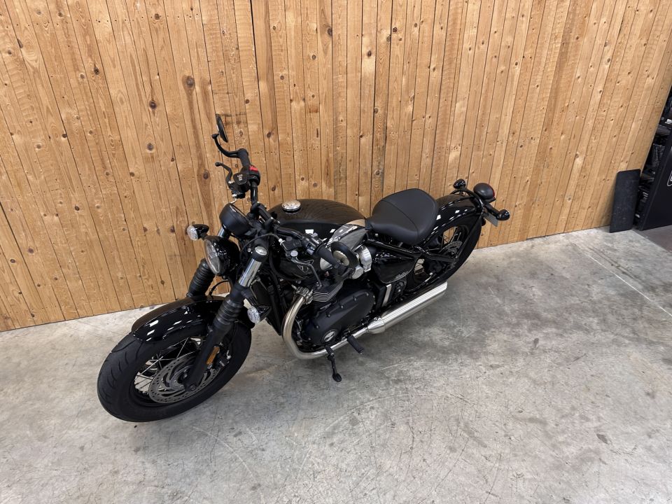 TRIUMPH BOBBER CHROME edition 4