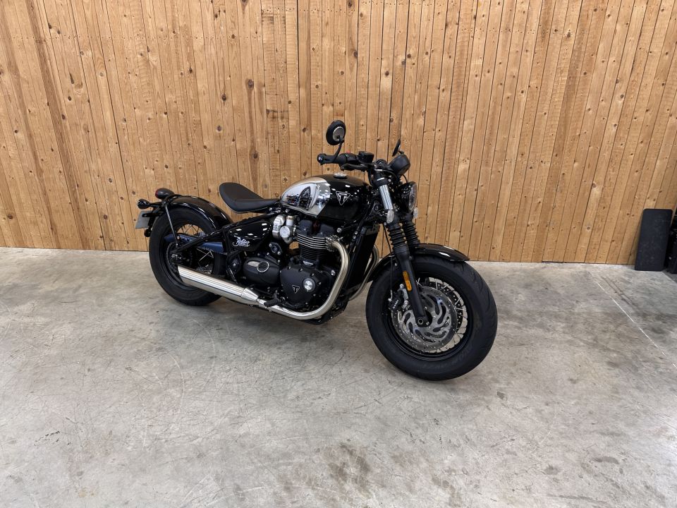 TRIUMPH BOBBER CHROME edition 4