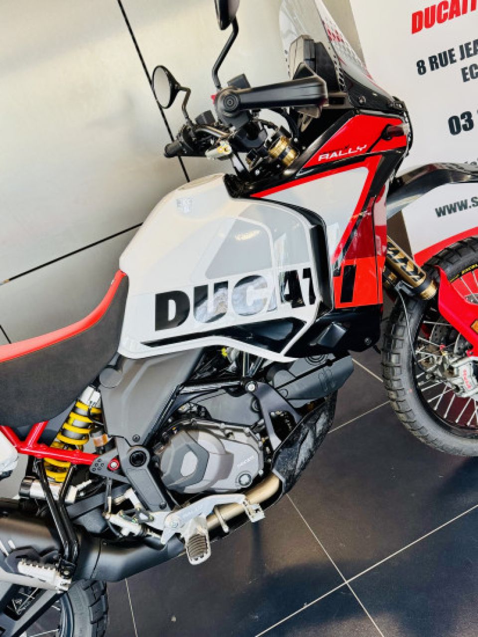 DUCATI DESERT X RALLY 4