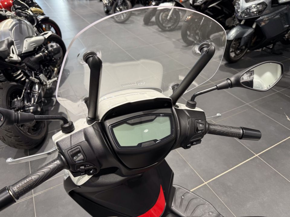 PIAGGIO MEDLEY 125 S 4