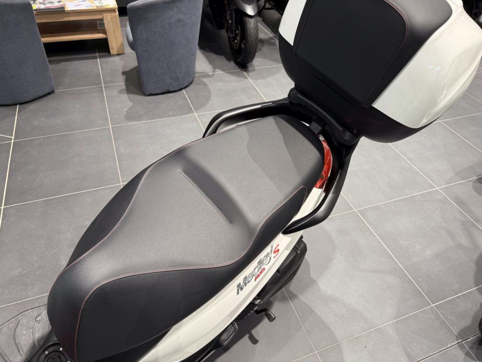 PIAGGIO MEDLEY 125 S 4