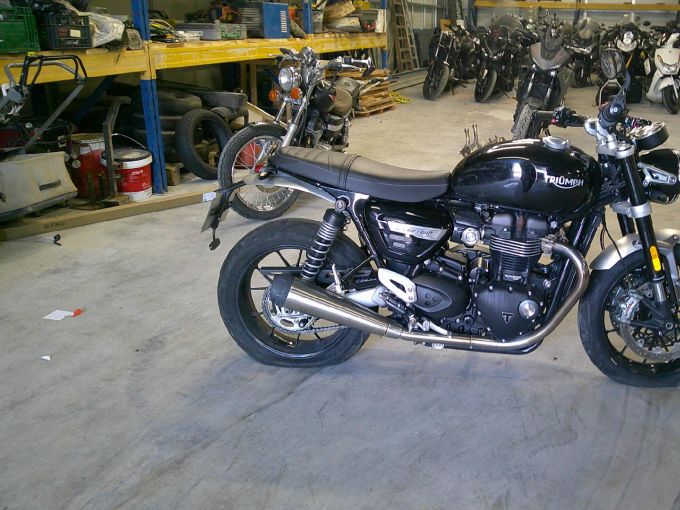 TRIUMPH SPEED TWIN 1200 4