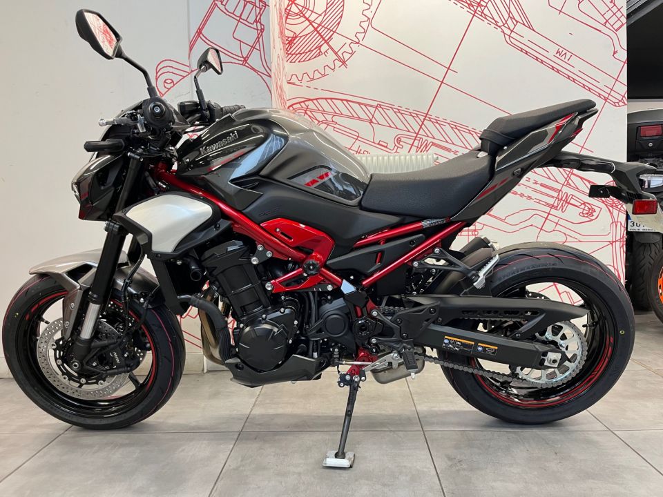 KAWASAKI Z 900 4
