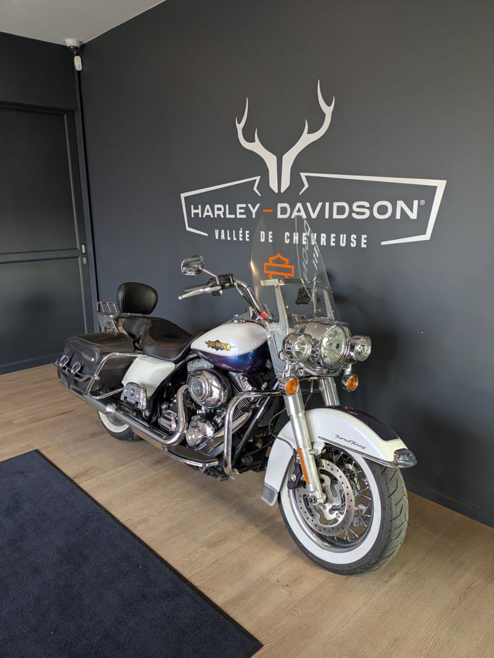 HARLEY-DAVIDSON TOURING ROAD KING 1584 CLASSIC 4