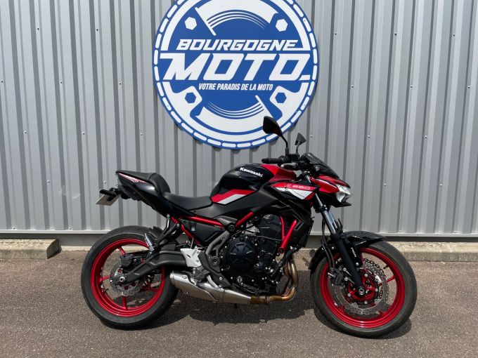 KAWASAKI Z 650 (47.5CV) 4